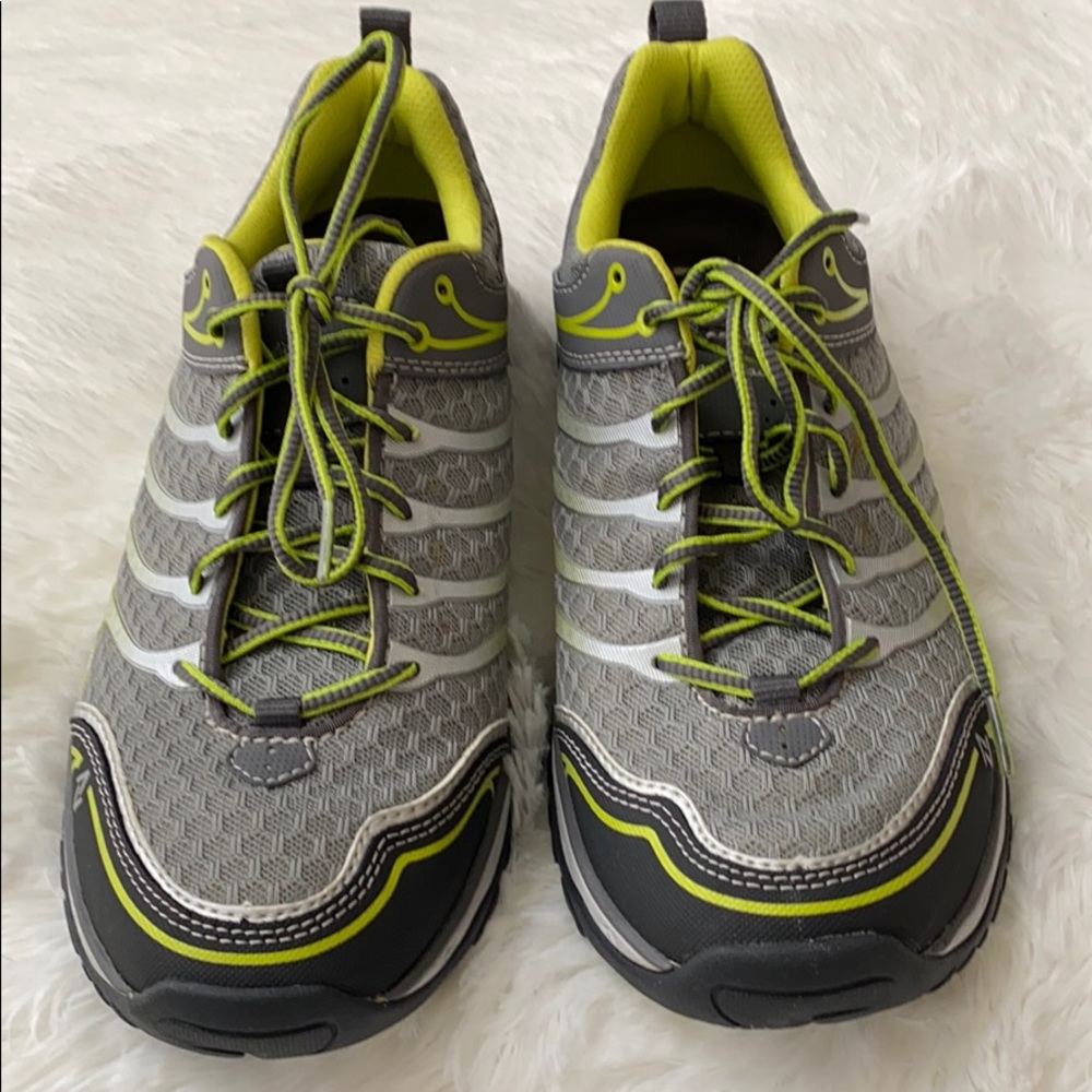 Eddie Bauer Men’s sneakers